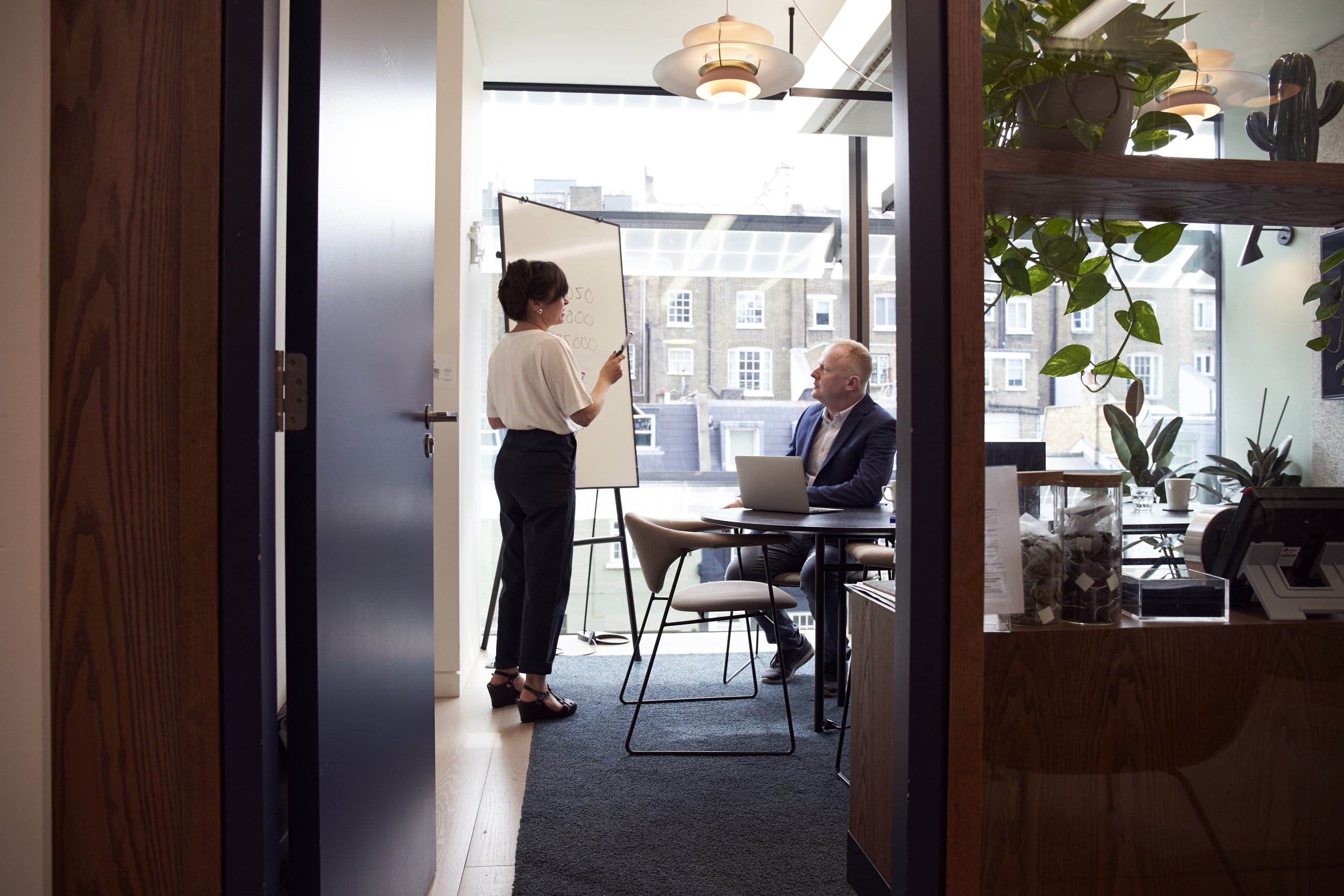 How CMOs and CFOs Can Unite for Organizational Success